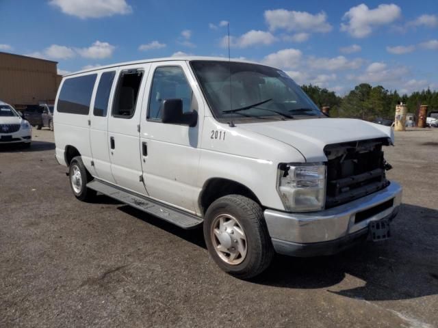 2011 Ford Econoline E350 Super Duty Wagon