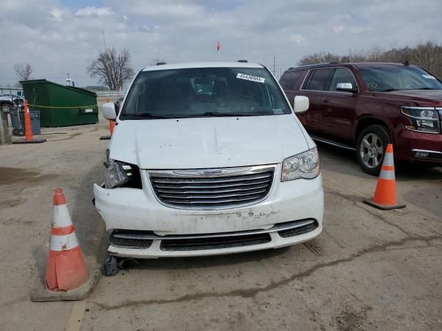 2016 Chrysler Town & Country LX