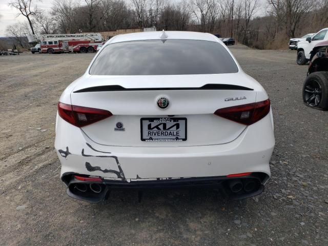 2017 Alfa Romeo Giulia Quadrifoglio