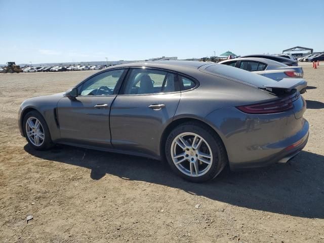 2018 Porsche Panamera 4