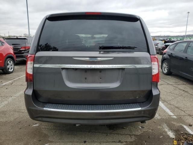 2014 Chrysler Town & Country Touring L