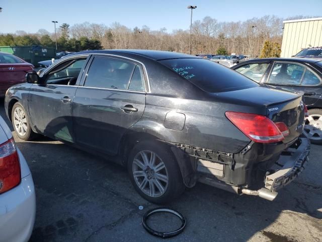 2005 Toyota Avalon XL