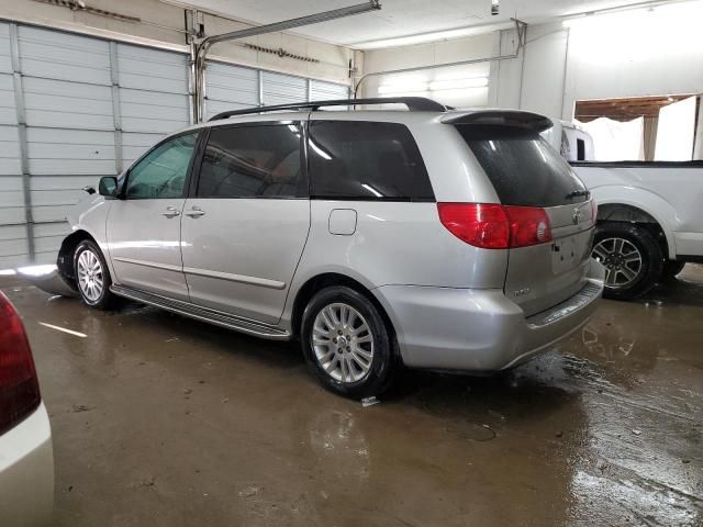 2007 Toyota Sienna XLE