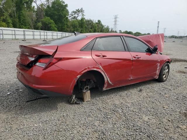 2023 Hyundai Elantra SE