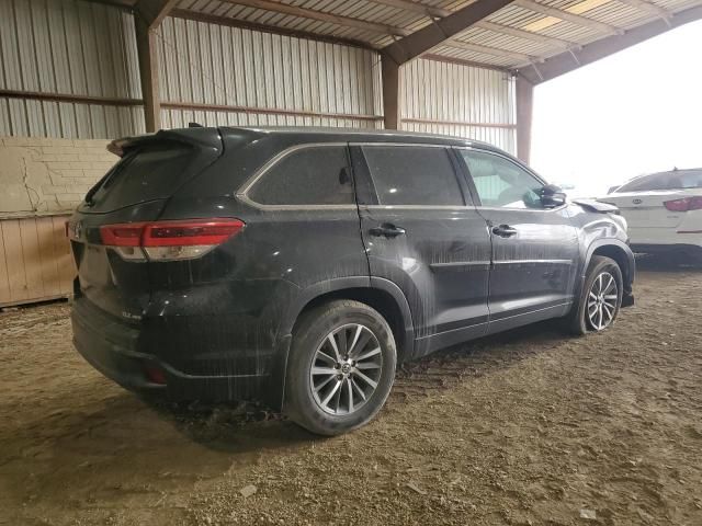 2019 Toyota Highlander SE