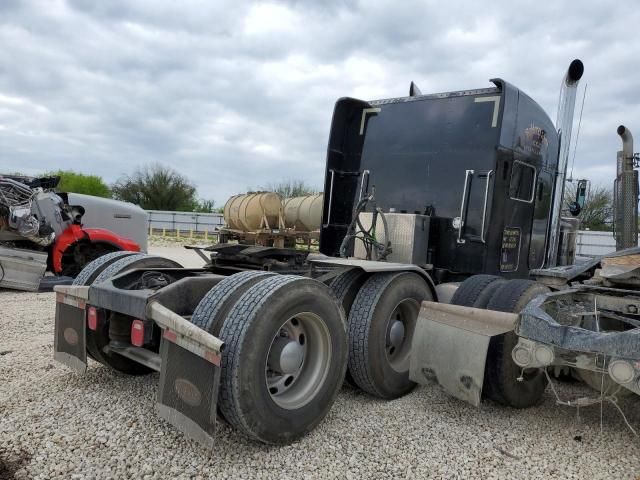 2003 Peterbilt 379