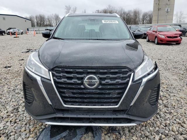 2021 Nissan Kicks SV