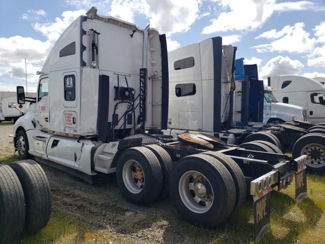 2019 Kenworth Construction T680