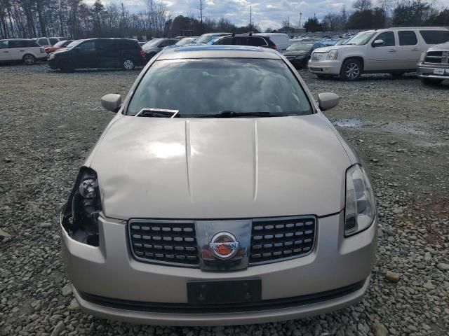 2005 Nissan Maxima SE