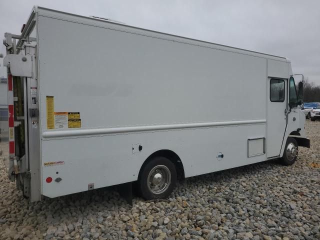 2014 Freightliner Chassis M Line WALK-IN Van