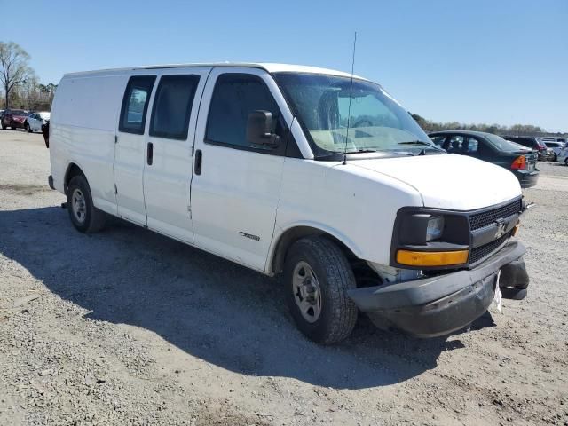 2004 Chevrolet Express G2500