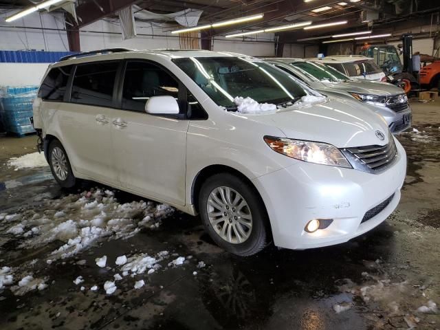 2017 Toyota Sienna XLE