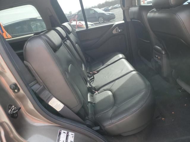 2006 Nissan Pathfinder LE