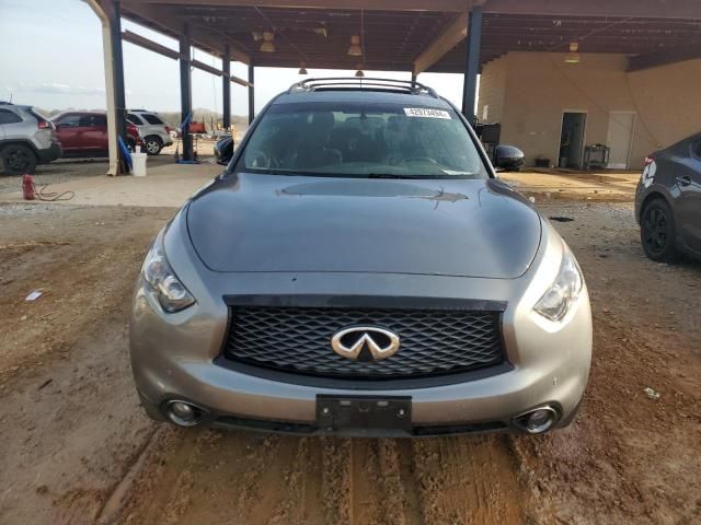 2017 Infiniti QX70