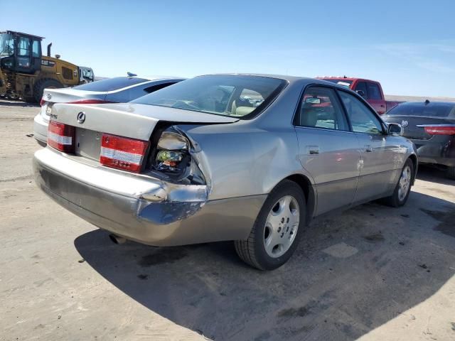 2000 Lexus ES 300