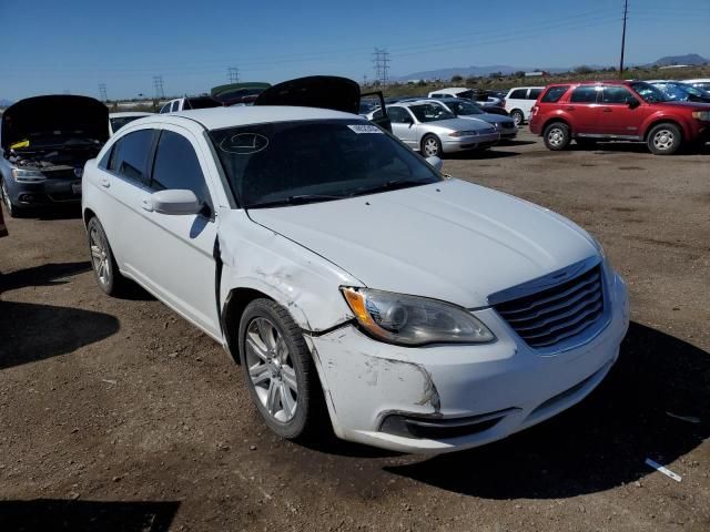 2013 Chrysler 200 Touring