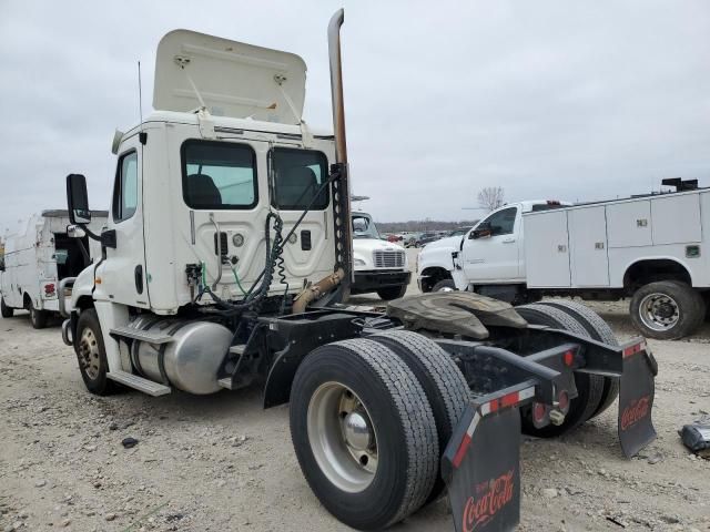 2012 Freightliner Cascadia 125