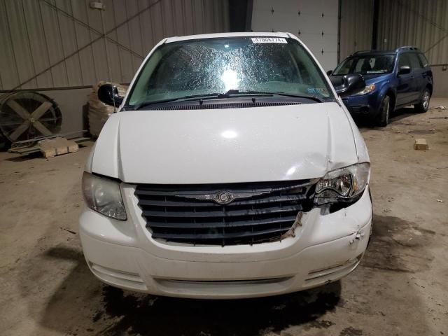 2006 Chrysler Town & Country