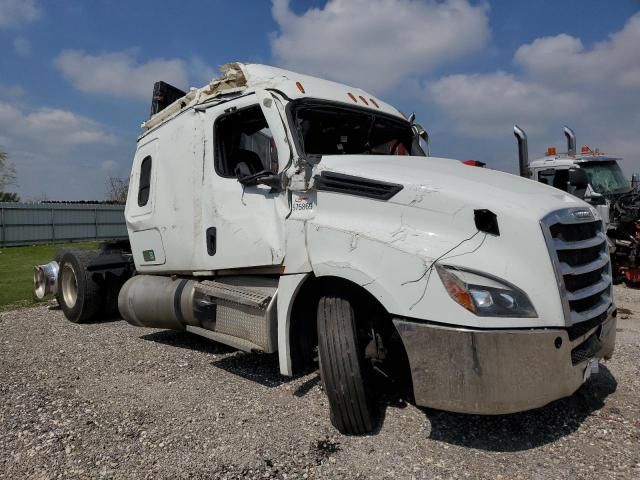 2022 Freightliner Cascadia 126