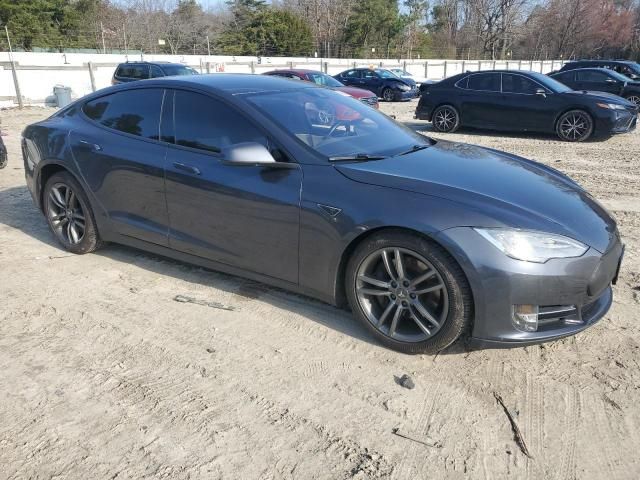 2015 Tesla Model S 90D