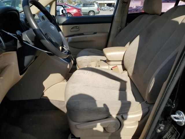 2008 KIA Rondo Base