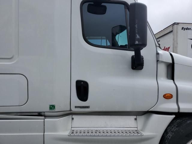 2016 Freightliner Cascadia 125