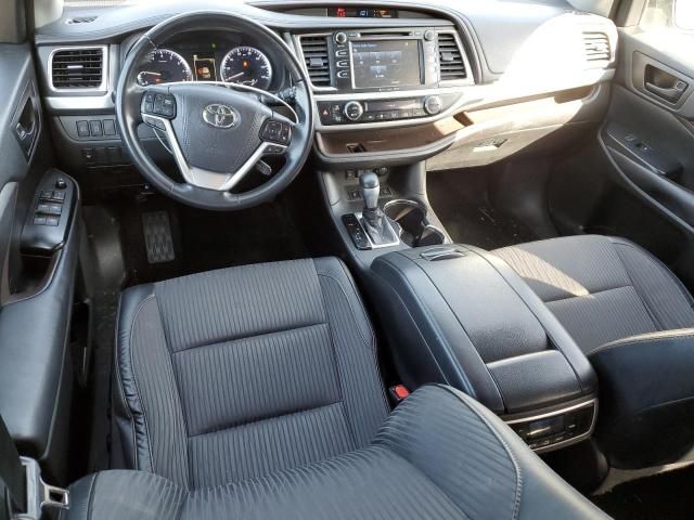 2018 Toyota Highlander LE