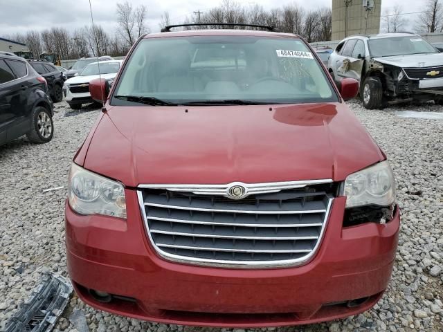 2009 Chrysler Town & Country Touring