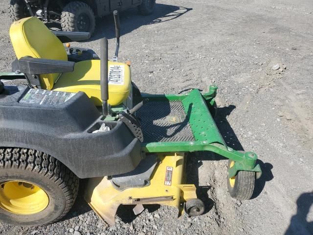 2012 John Deere Lawnmower