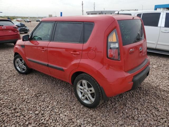 2011 KIA Soul +