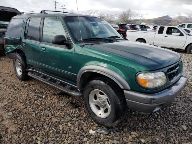 2000 Ford Explorer XLT