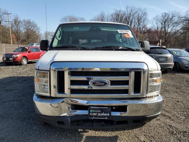 2012 Ford Econoline E350 Super Duty Wagon