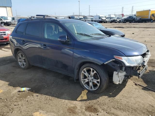 2015 Mitsubishi Outlander SE