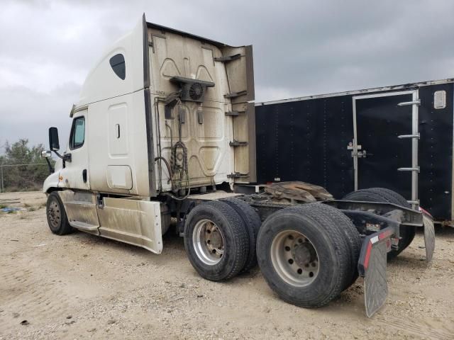 2017 Freightliner Cascadia 125