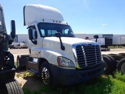 Salvage trucks for sale at Colton, CA auction: 2016 Freightliner Cascadia 125