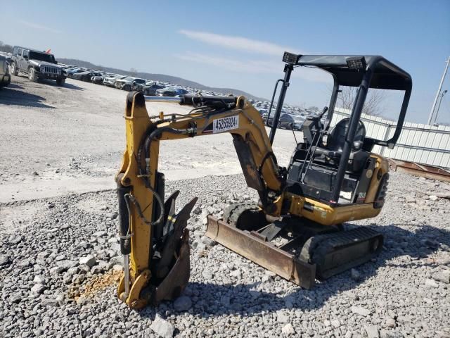 2004 Caterpillar 301.8