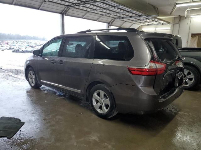 2015 Toyota Sienna LE