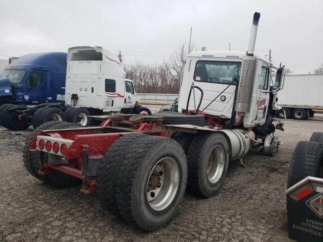 2001 Mack 600 CH600