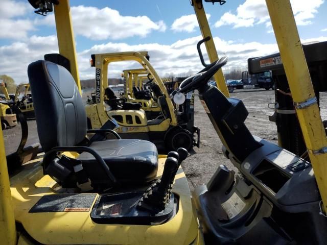 2000 Hyster Fork Lift