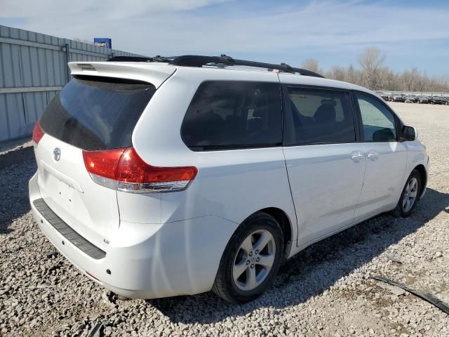 2012 Toyota Sienna LE