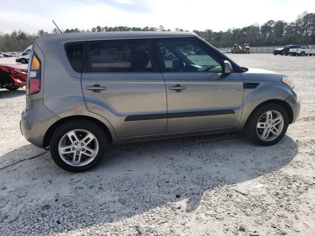 2011 KIA Soul +