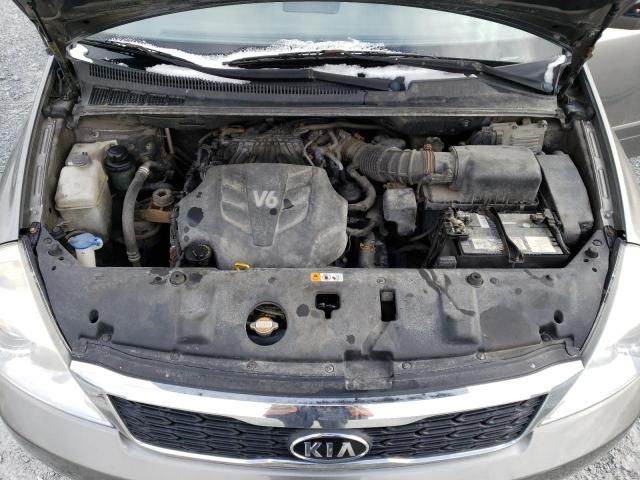 2011 KIA Sedona LX