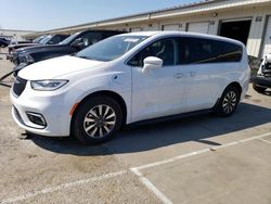Carros salvage a la venta en subasta: 2022 Chrysler Pacifica Hybrid Touring L
