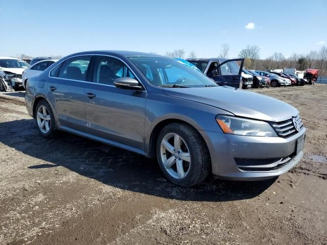 2012 Volkswagen Passat SE