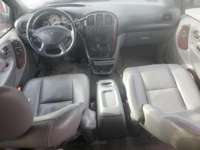 2004 Chrysler Town & Country Limited