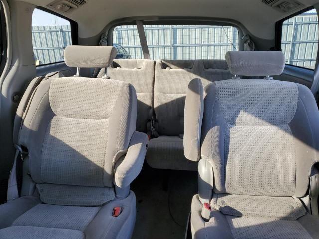 2007 Toyota Sienna CE