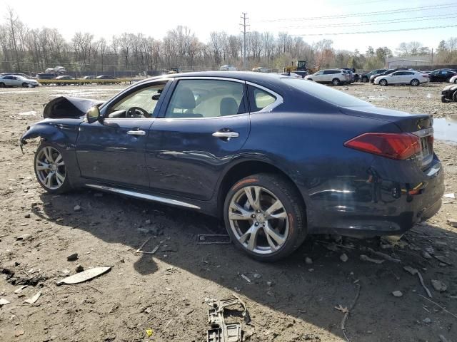 2017 Infiniti Q70 3.7