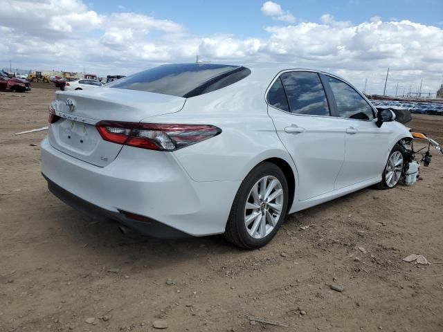 2022 Toyota Camry LE