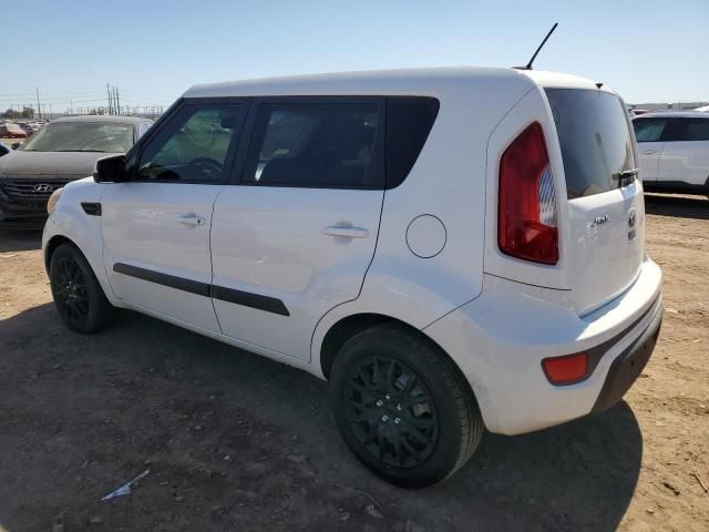 2013 KIA Soul +