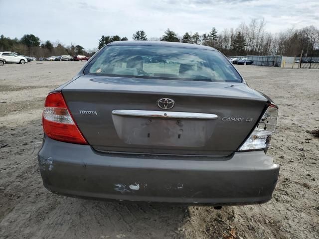 2004 Toyota Camry LE